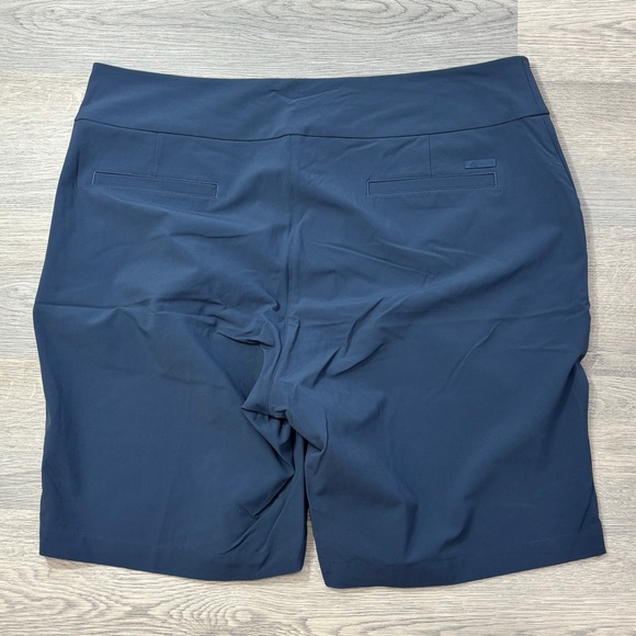 Adidas Golf Shorts - size‎ XL NWT - Picture 4 of 4